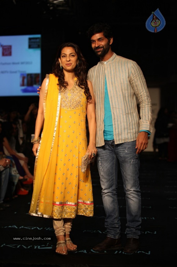 Celebs at LFW Winter Festive 2013 Day 1 - 30 / 106 photos