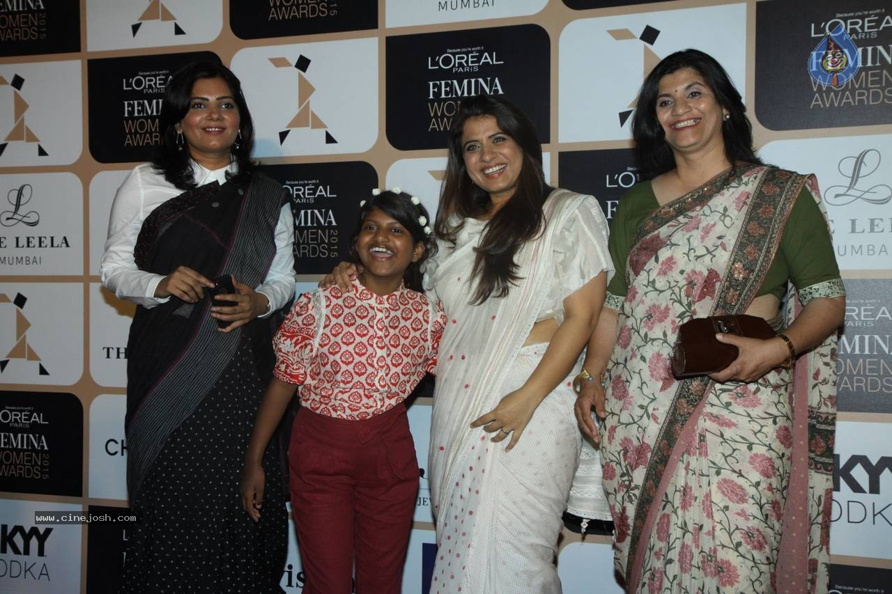 Celebs at LOreal Paris Femina Women Awards 2015 - 23 / 59 photos