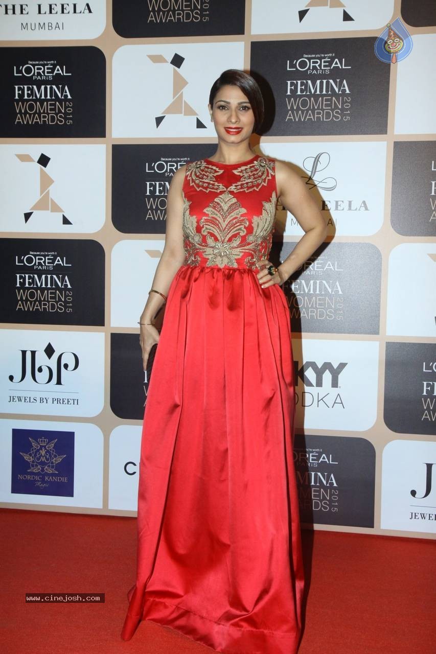 Celebs at LOreal Paris Femina Women Awards 2015 - 34 / 59 photos