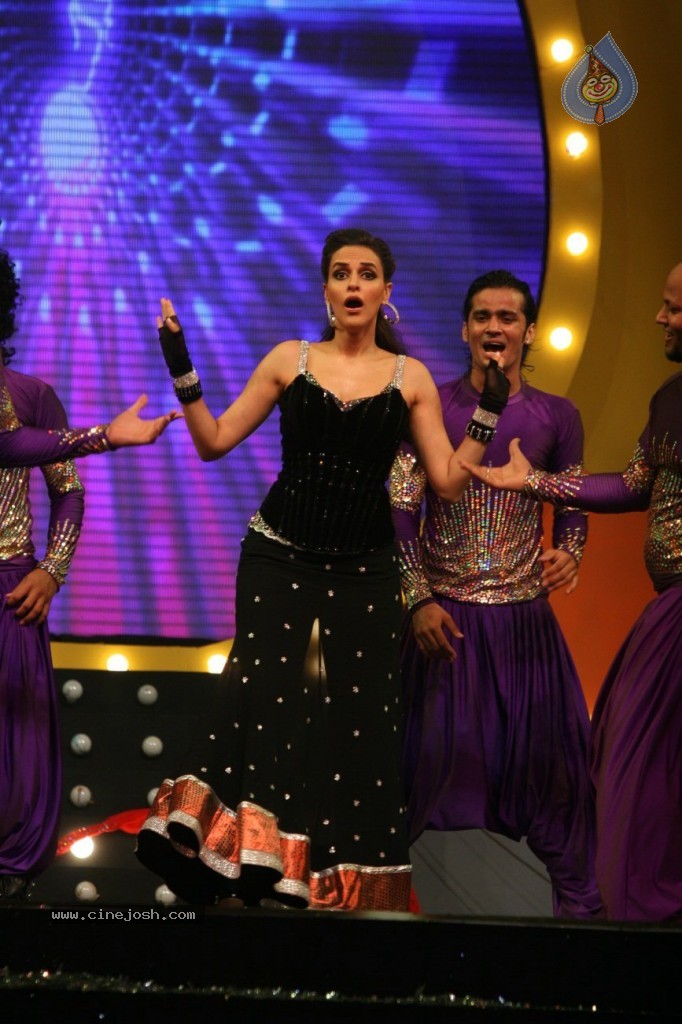 Celebs at Lotus Oil Launch Event - 24 / 39 photos