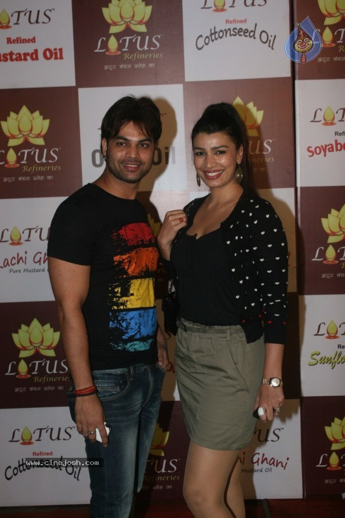 Celebs at Lotus Oil Launch Event - 30 / 39 photos