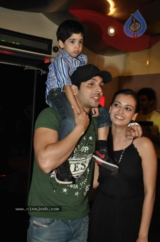 Celebs at Love BreakUps Zindagi Premiere - 76 / 115 photos