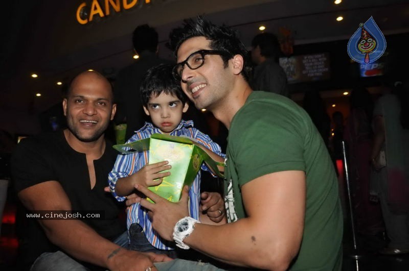 Celebs at Love BreakUps Zindagi Premiere - 100 / 115 photos