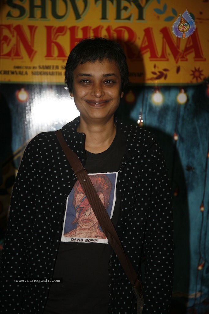 Celebs at Luv Shuv Tey Chicken Khurana Special Show - 36 / 76 photos