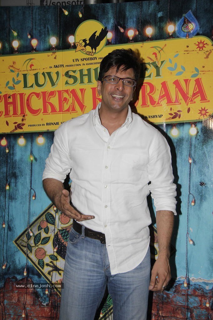 Celebs at Luv Shuv Tey Chicken Khurana Special Show - 37 / 76 photos