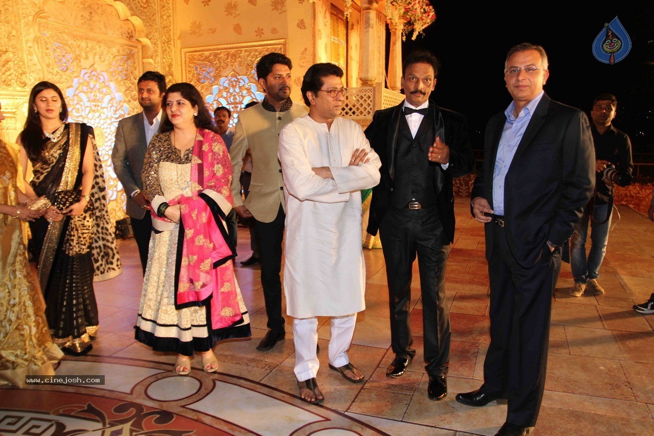 Celebs at Manali Jagtap Wedding Reception - 38 / 72 photos