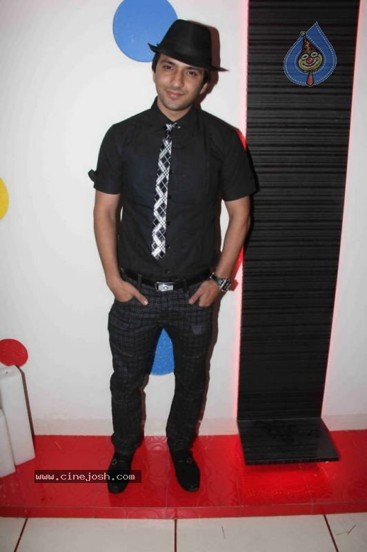 Celebs at Metro Cafe Lounge Restaurant Launch - 22 / 63 photos