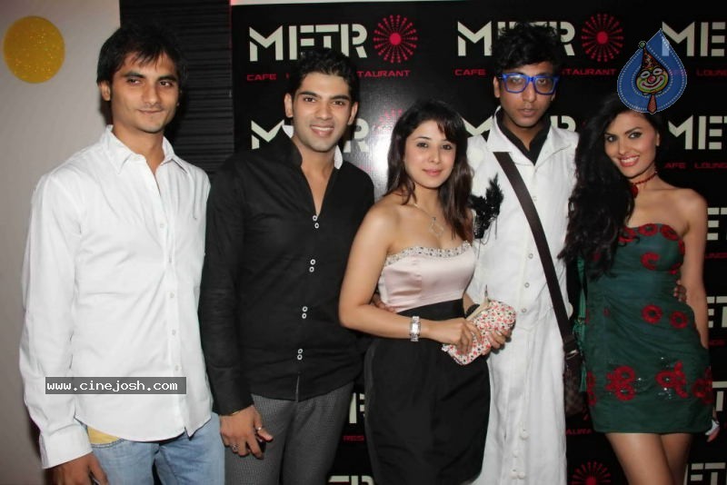 Celebs at Metro Cafe Lounge Restaurant Launch - 42 / 63 photos