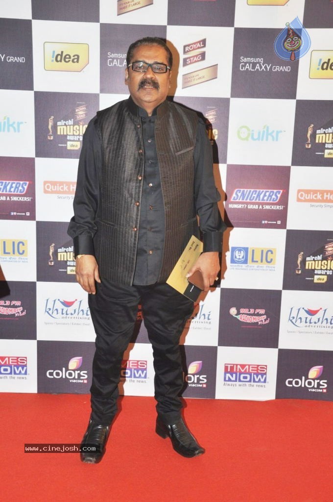 Celebs at Mirchi Music Awards 2012 - 66 / 90 photos