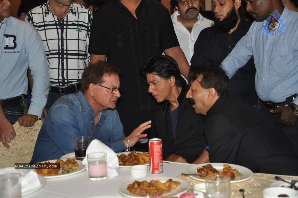 Celebs at MLA Baba Siddiqui Iftar Party - 60 / 86 photos