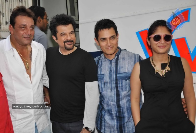 Celebs at Muhurat of Film Double Dhamaal - 56 / 102 photos