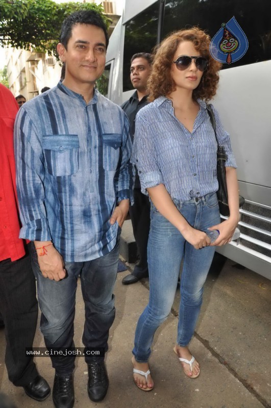 Celebs at Muhurat of Film Double Dhamaal - 90 / 102 photos