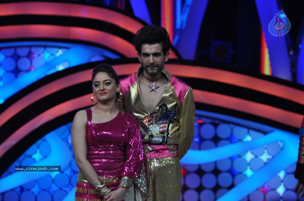 Celebs at Nach Baliye 5 Grand Finale - 43 / 47 photos
