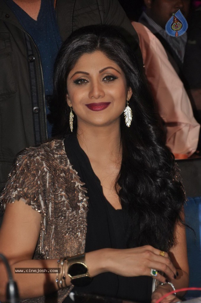 Celebs at Nach Baliye 5 Sets - 28 / 33 photos