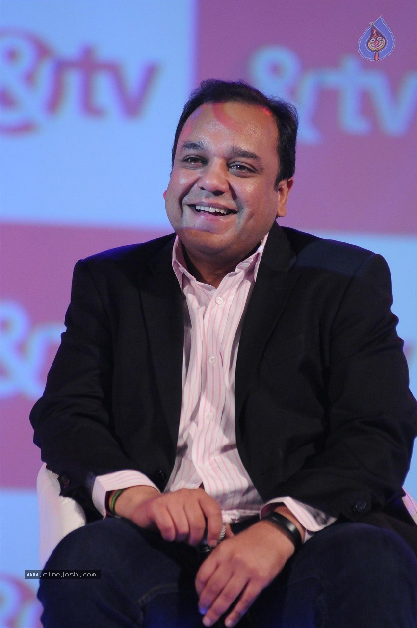 Celebs at New GEC of Zee Entertainment Launch - 27 / 54 photos