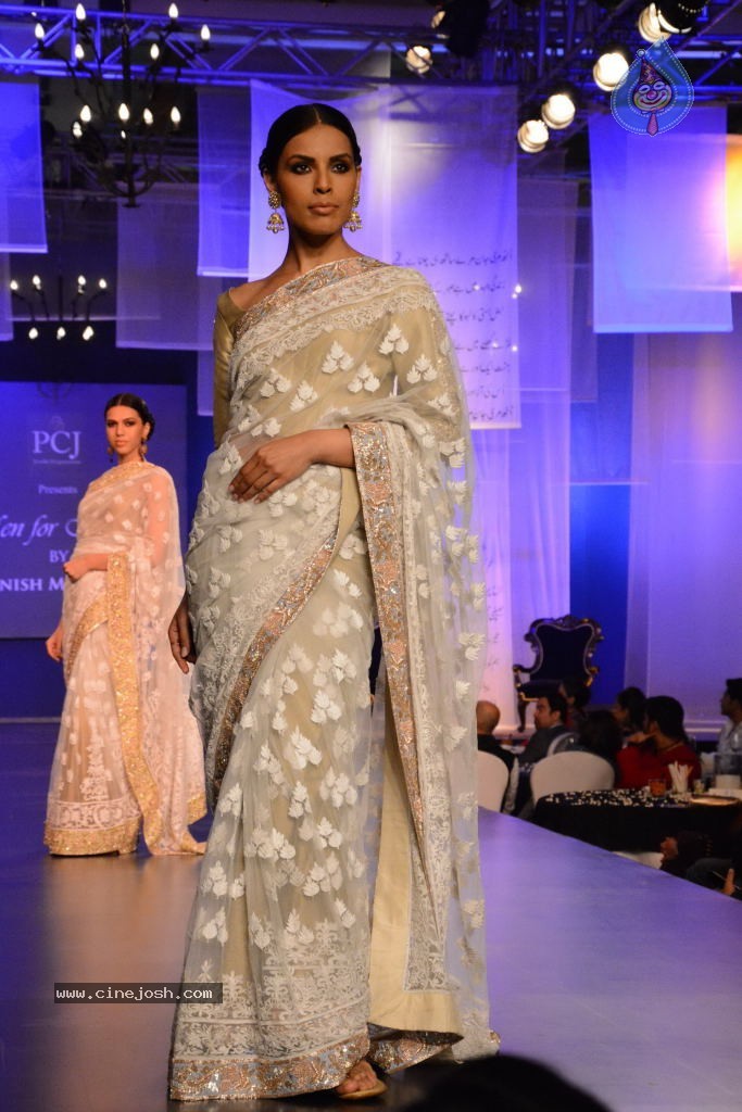 Celebs at NGO Mijwan Fashion Show - 1 / 65 photos