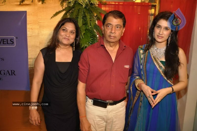 Nisha Sagar Store Launch - 53 / 59 photos