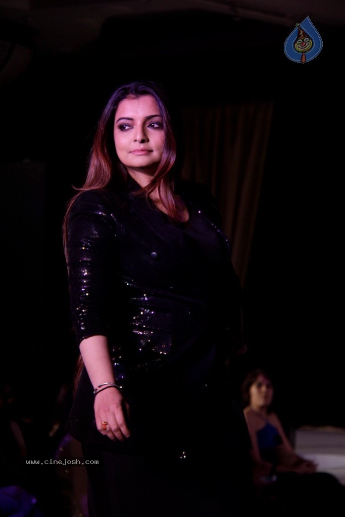 Celebs at No More Fear Fashion Show - 18 / 74 photos