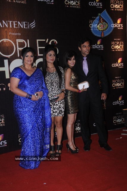 Celebs at Peoples Choice Awards Evening Party - 36 / 42 photos