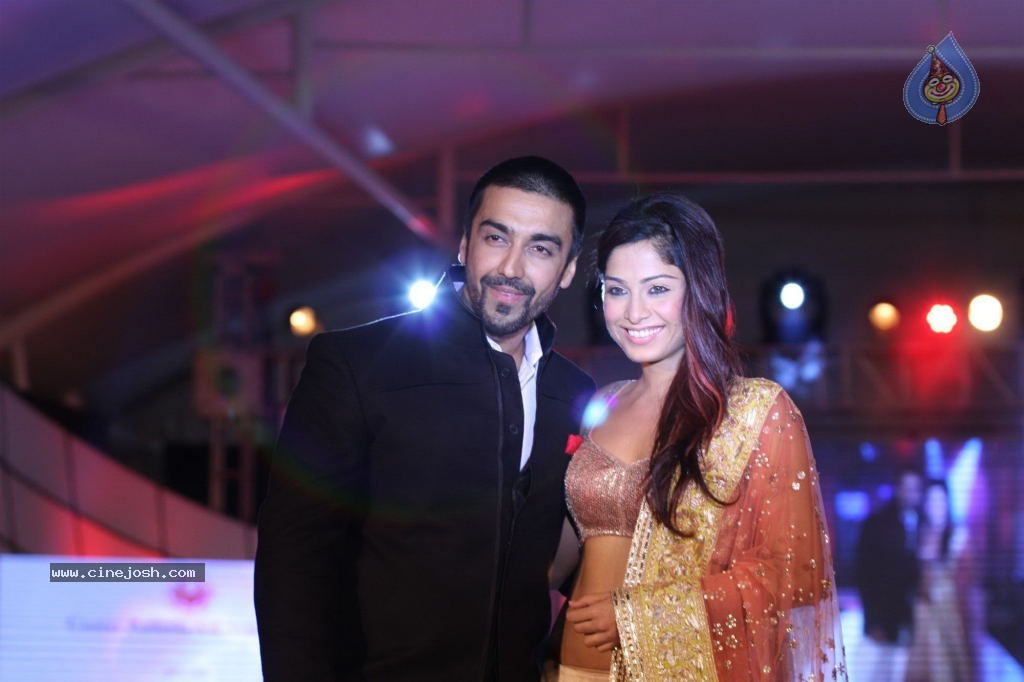 Celebs at Pidilite CPAA Fashion Show - 43 / 85 photos