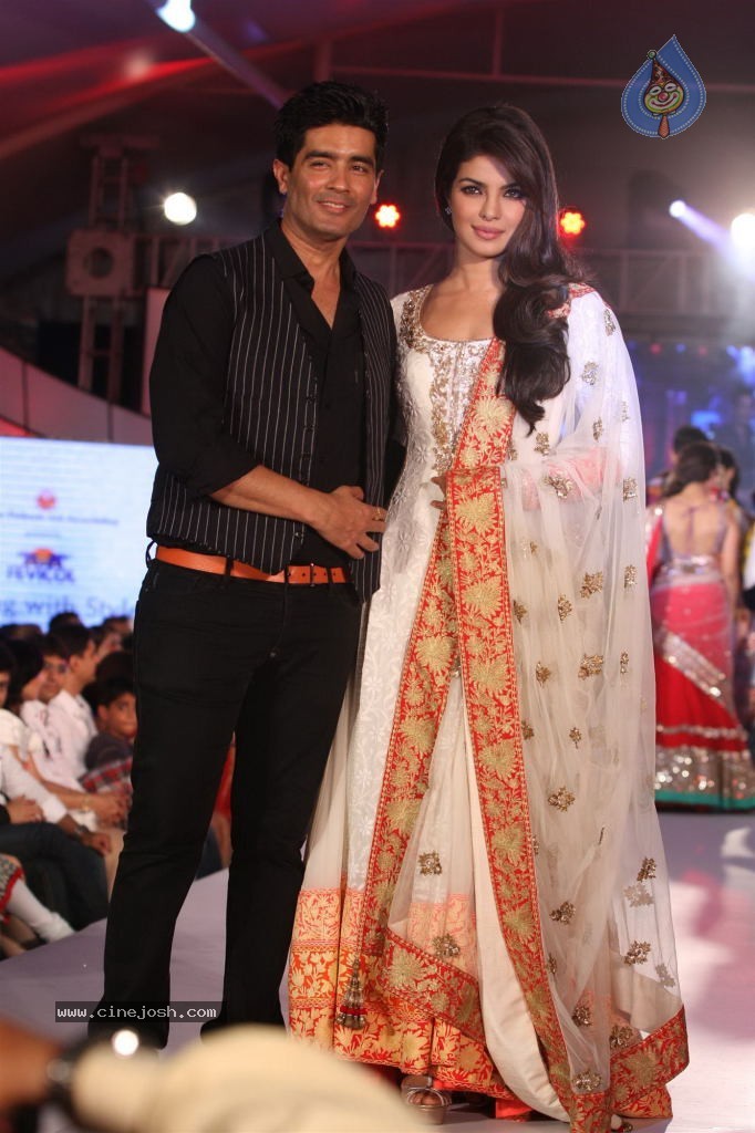 Celebs at Pidilite CPAA Fashion Show - 73 / 85 photos