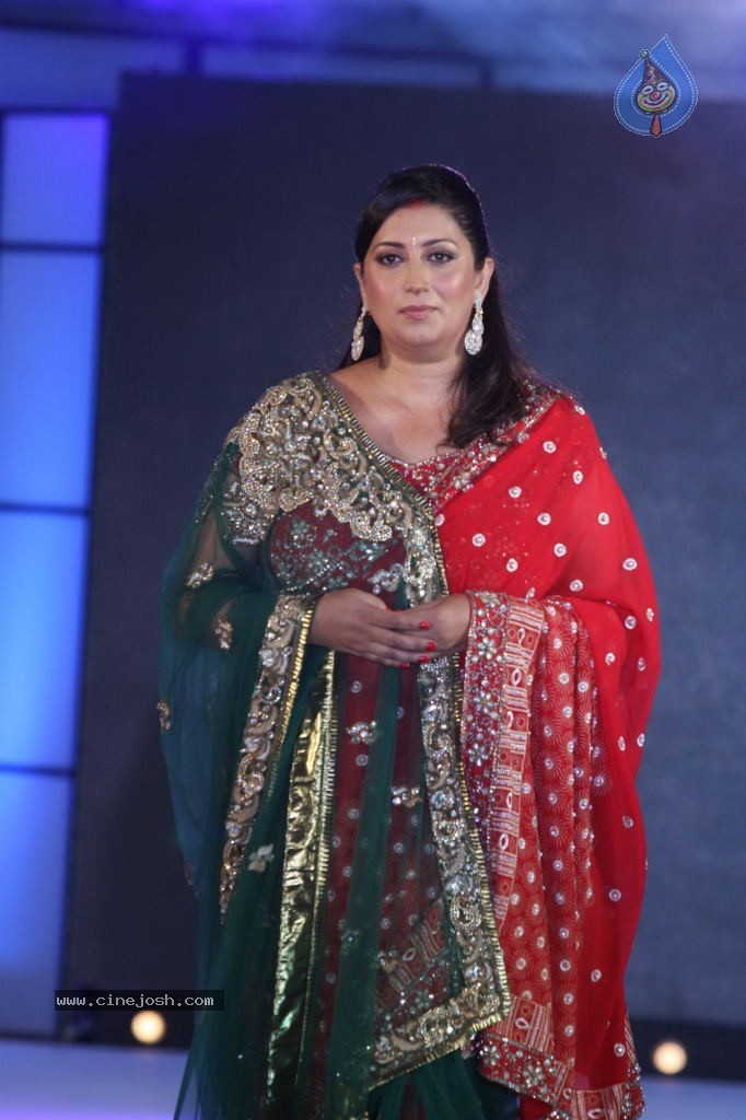 Celebs at Pidilite CPAA Fashion Show - 83 / 85 photos