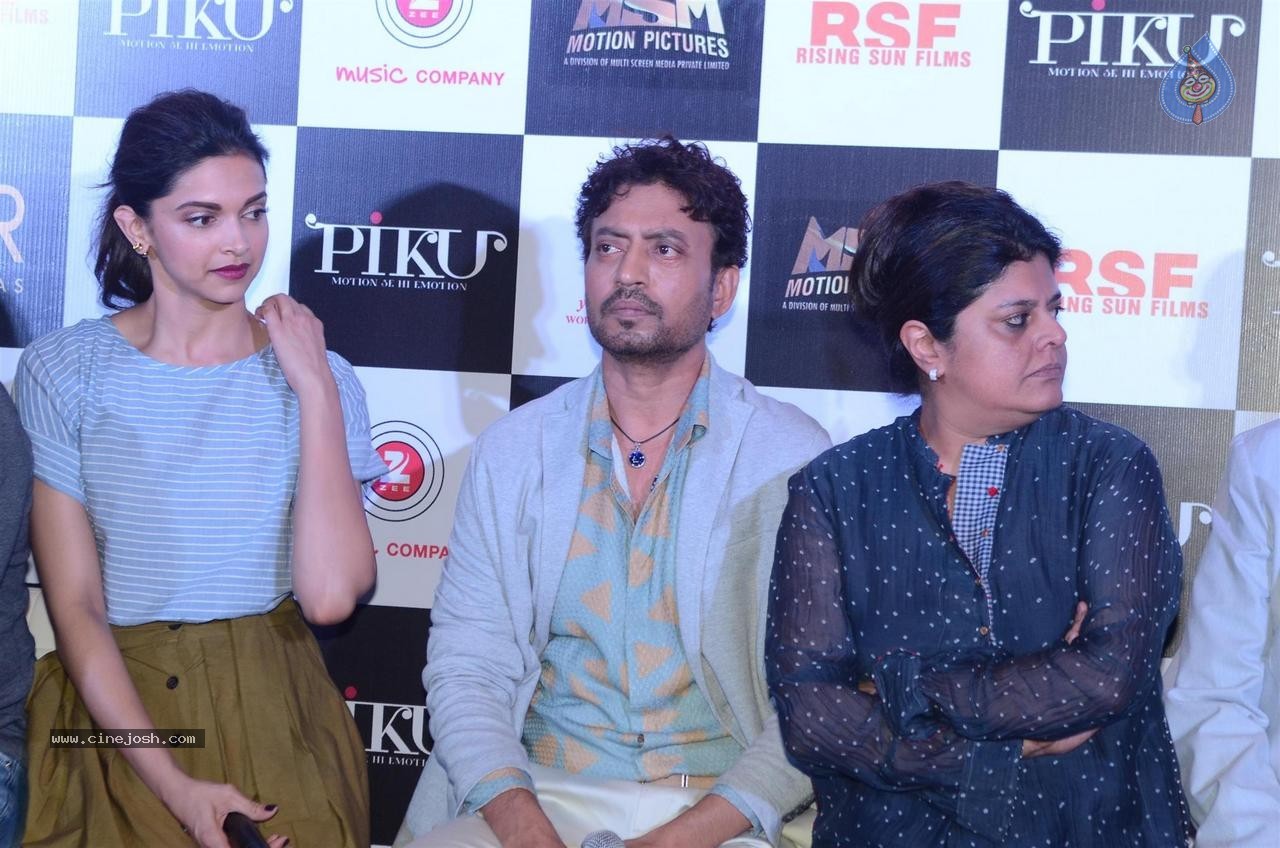 Celebs at Piku Film Trailer Launch - 52 / 64 photos