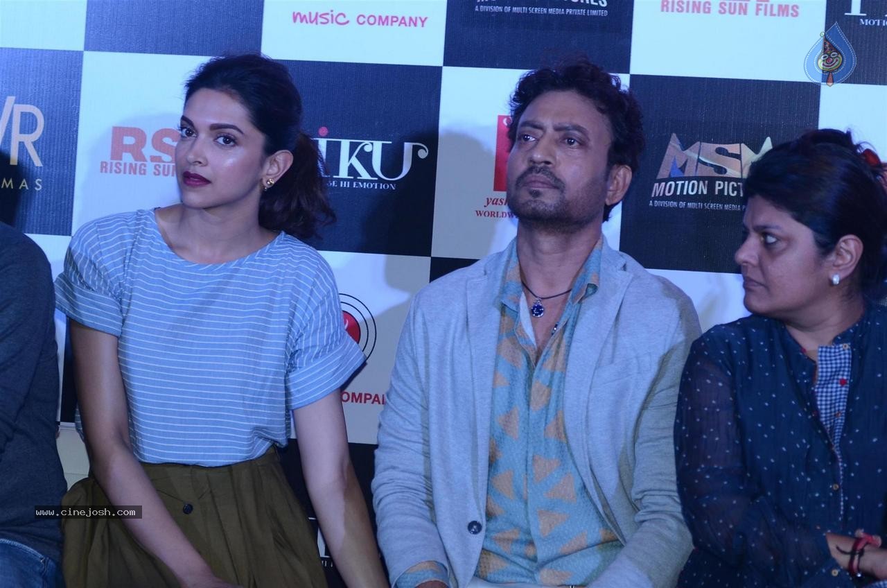 Celebs at Piku Film Trailer Launch - 63 / 64 photos