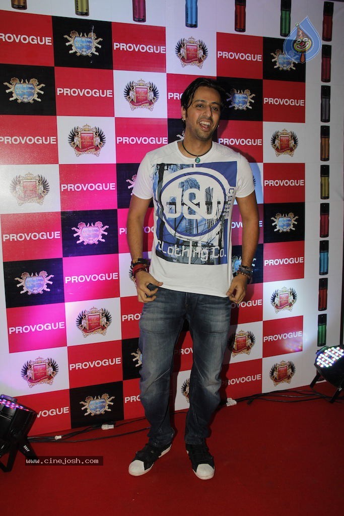 Celebs at Provogue Royalty Fashion Night - 64 / 84 photos