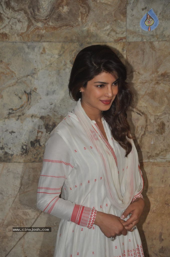 Celebs at Ram Leela Special Screening - 24 / 47 photos