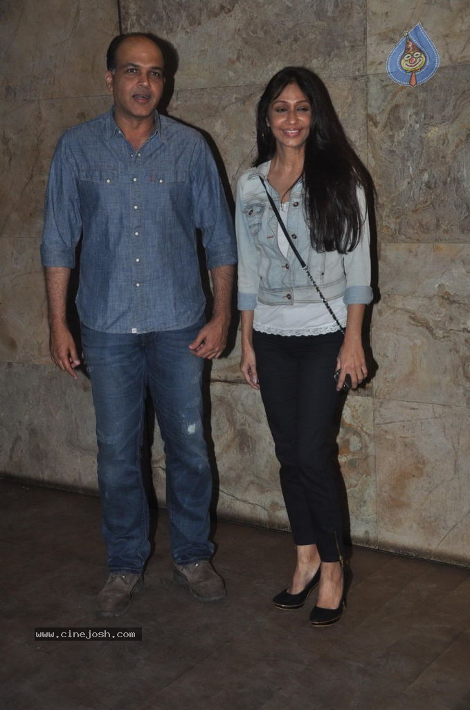 Celebs at Ram Leela Special Screening - 30 / 47 photos