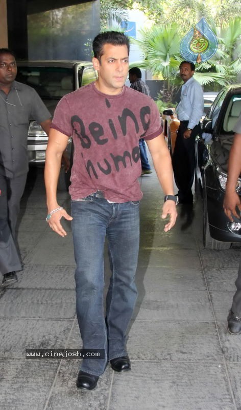  Celebs at Ready Live Mad Concert Announcement  - 25 / 37 photos