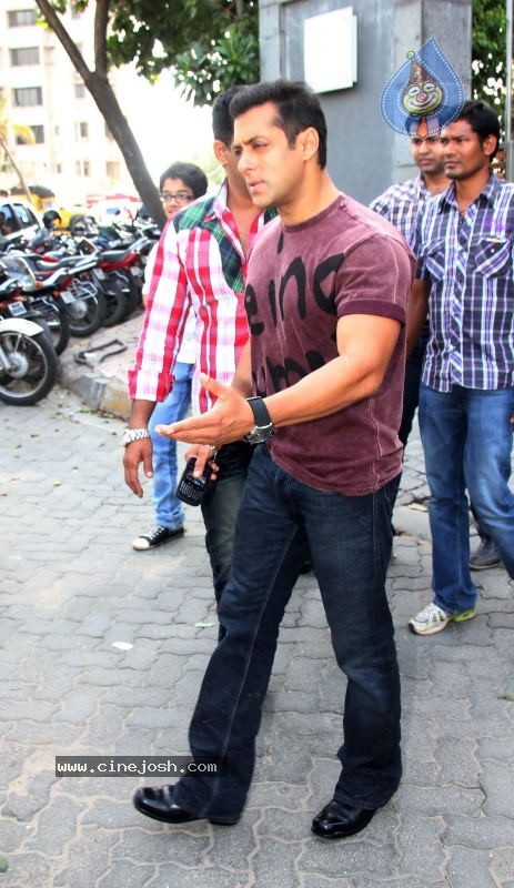  Celebs at Ready Live Mad Concert Announcement  - 27 / 37 photos