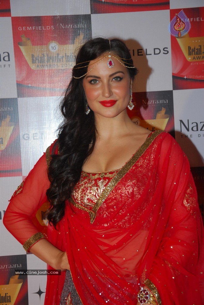 Celebs at Retail Jeweller India Awards 2014 - 88 / 119 photos