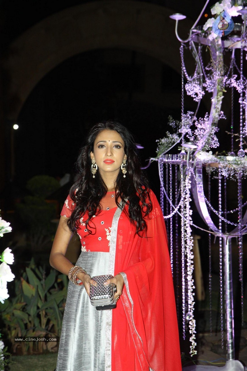 Celebs at Riddhi Malhotra n Tejas Talwalkar Sangeet Ceremony - 122 / 152 photos