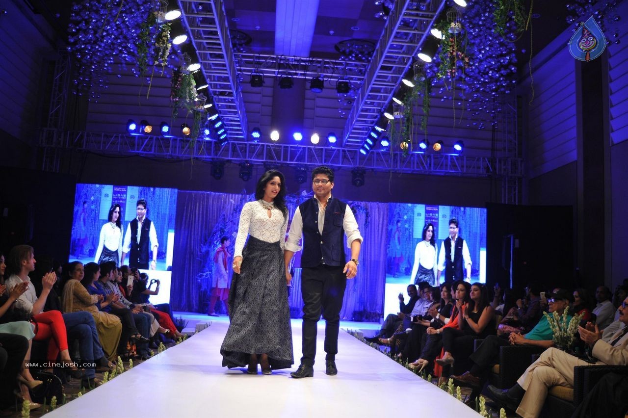Celebs at Riyaz Gangji Libas Fashion Show - 28 / 64 photos