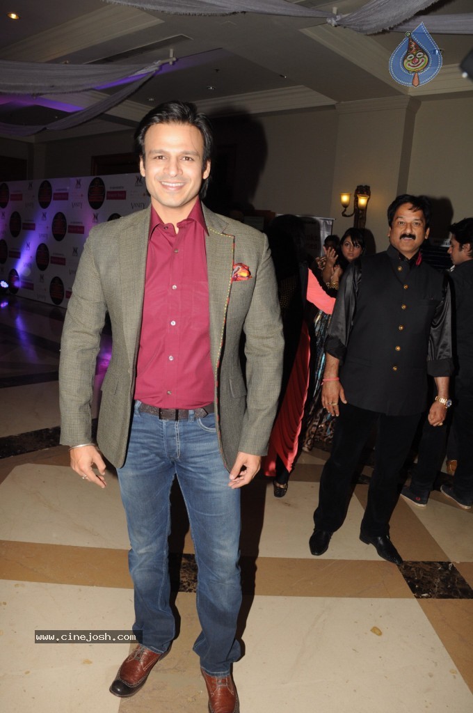 Celebs at Rohit Verma Fashion Show - 92 / 121 photos