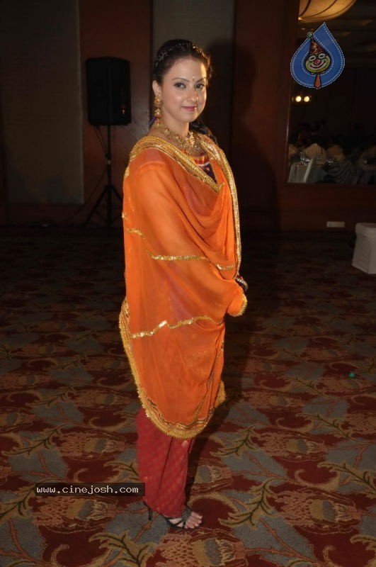 Celebs at Sab ka Evening Show Launch - 34 / 43 photos