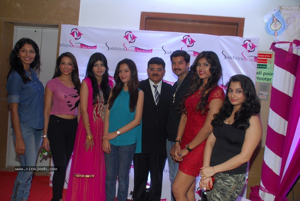 Celebs at Sakhiya Skin Clinic Launch - 30 / 54 photos