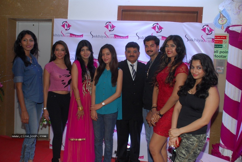 Celebs at Sakhiya Skin Clinic Launch - 36 / 54 photos