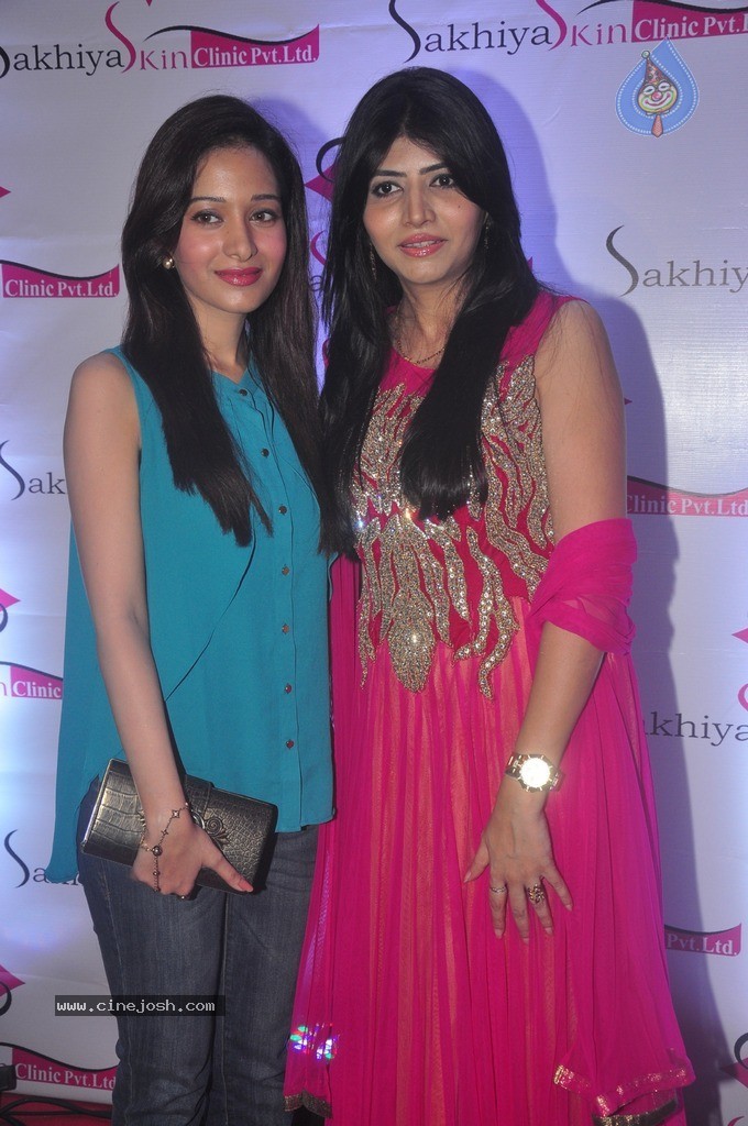 Celebs at Sakhiya Skin Clinic Launch - 37 / 54 photos