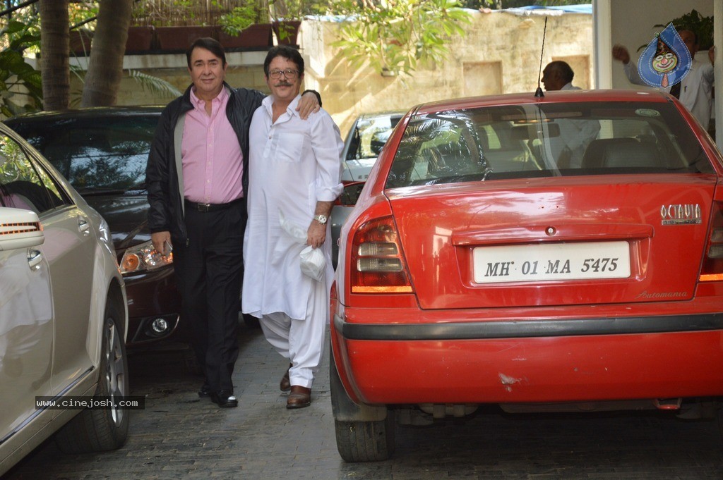 Celebs at Shashi Kapoor Christmas Party - 59 / 59 photos