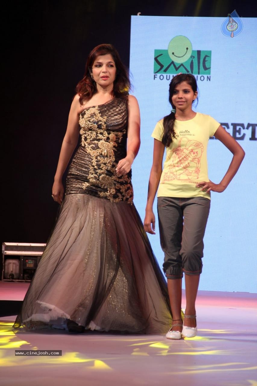 Celebs at Smile Foundation Ramp for Champs Show 01 - 59 / 98 photos