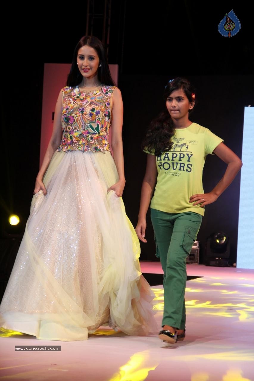 Celebs at Smile Foundation Ramp for Champs Show 01 - 85 / 98 photos