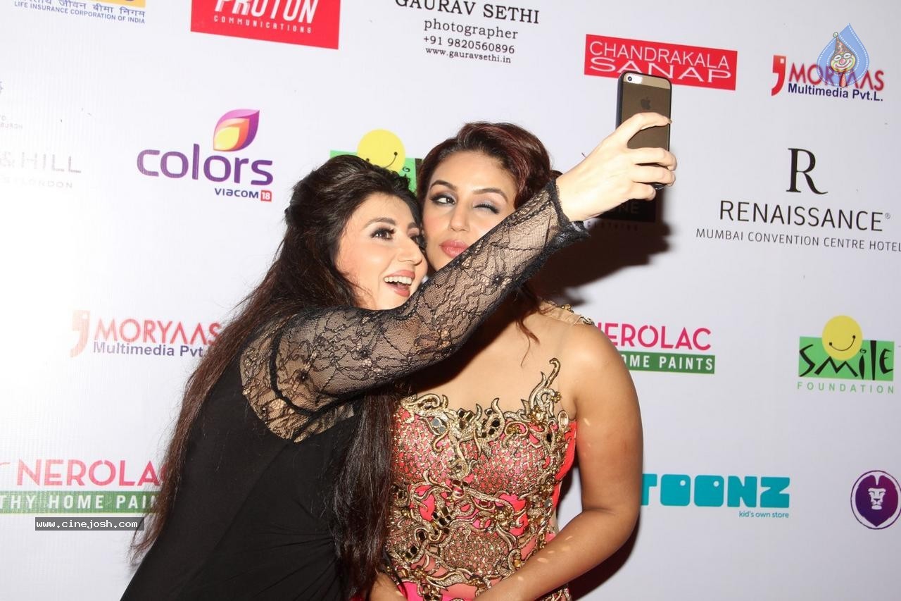 Celebs at Smile Foundation Ramp for Champs Show 02 - 53 / 98 photos