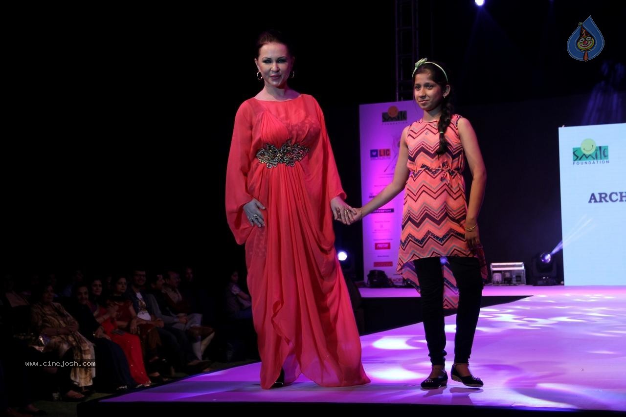 Celebs at Smile Foundation Ramp for Champs Show 02 - 90 / 98 photos