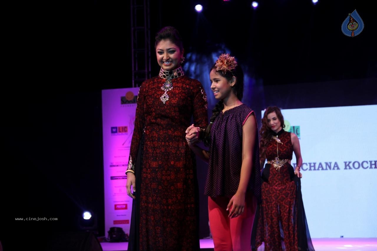 Celebs at Smile Foundation Ramp for Champs Show 02 - 96 / 98 photos