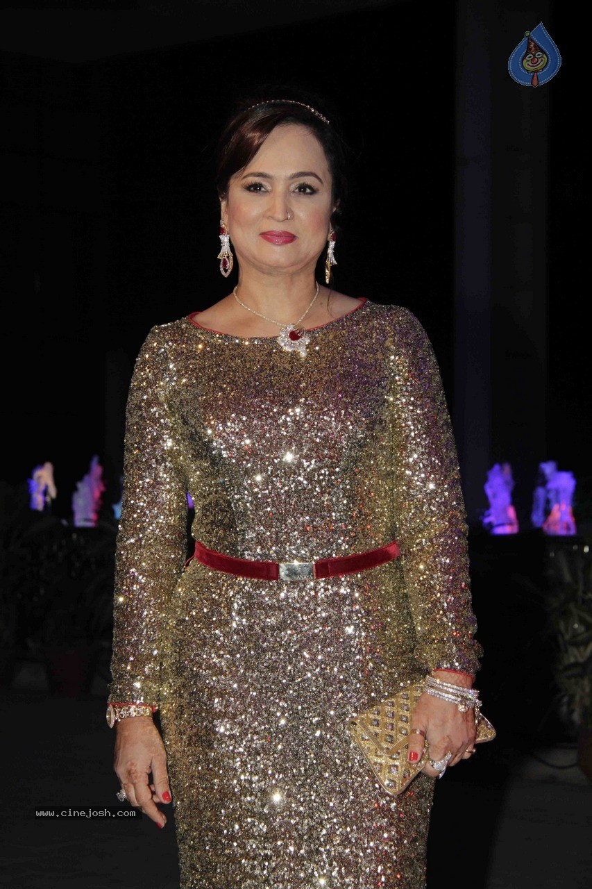 Celebs at Smita Thackeray Son Wedding Reception - 2 / 120 photos