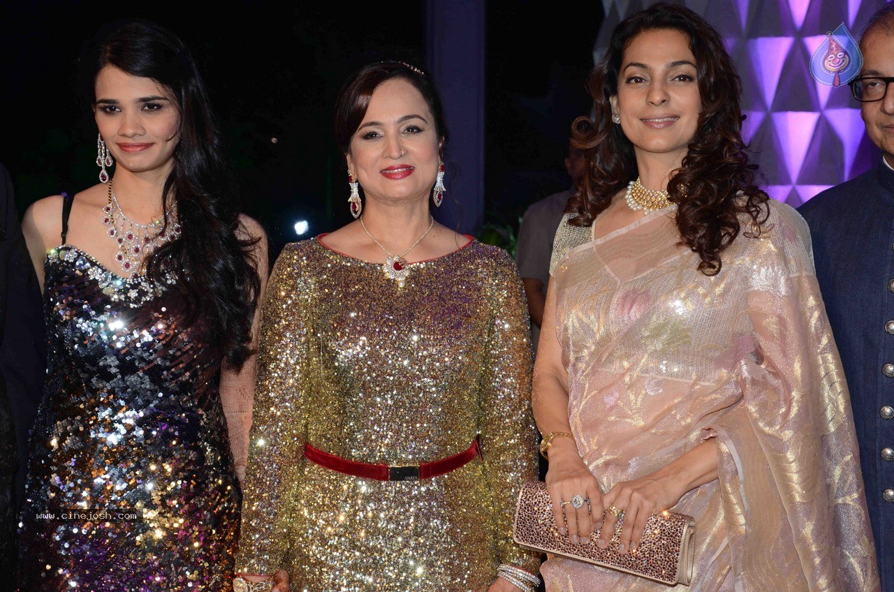 Celebs at Smita Thackeray Son Wedding Reception - 36 / 120 photos