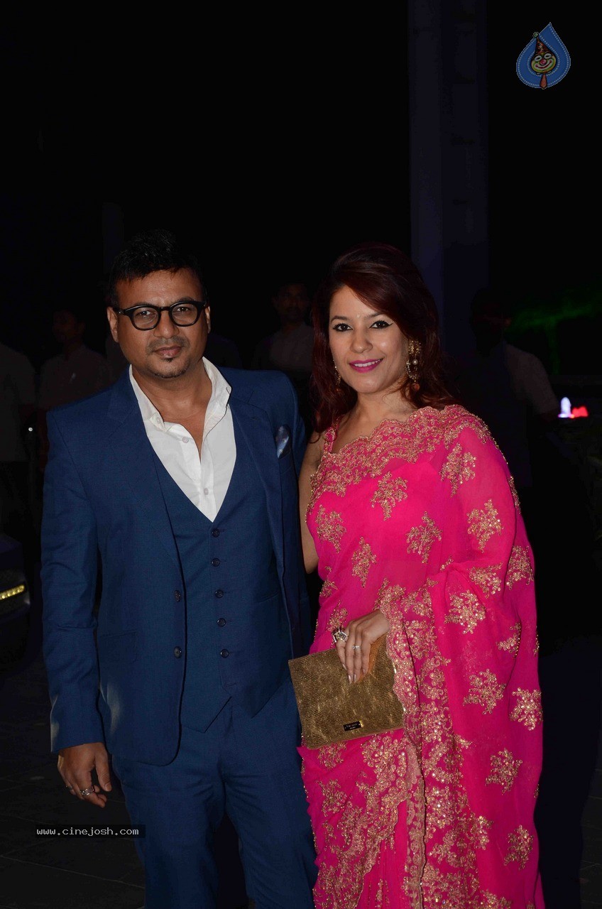 Celebs at Smita Thackeray Son Wedding Reception - 46 / 120 photos